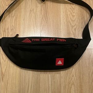 The Great PNW Unisex Black Waist/Fanny Pack/Bag